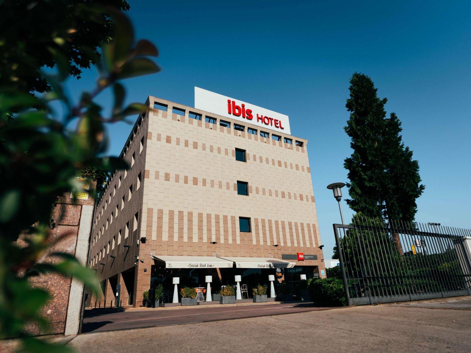 Ibis Alcala De Henares La Garena Otel Dış mekan fotoğraf